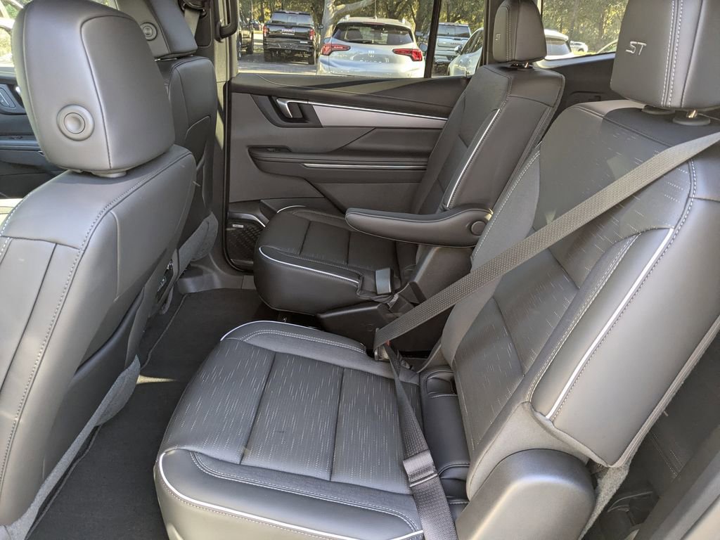 New 2026 Buick Enclave Sport Touring w/ Power Package FWD image 15