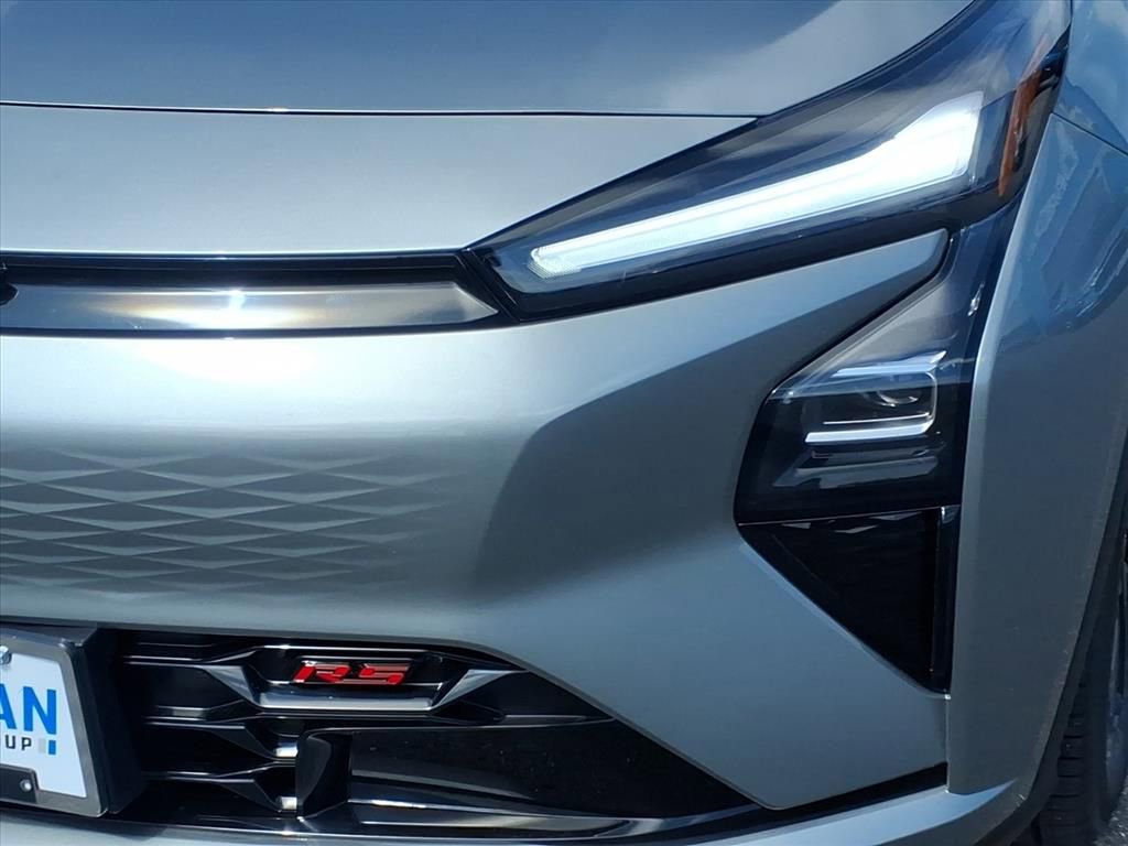 New 2027 Chevrolet Bolt RS w/ Technology Package FWD image 8