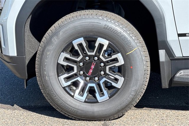 New 2026 GMC Sierra EV Elevation w/ Premium Package image 31