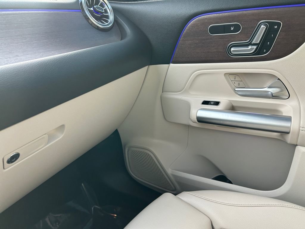 Used 2023 Mercedes-Benz GLA 250 4MATIC image 21