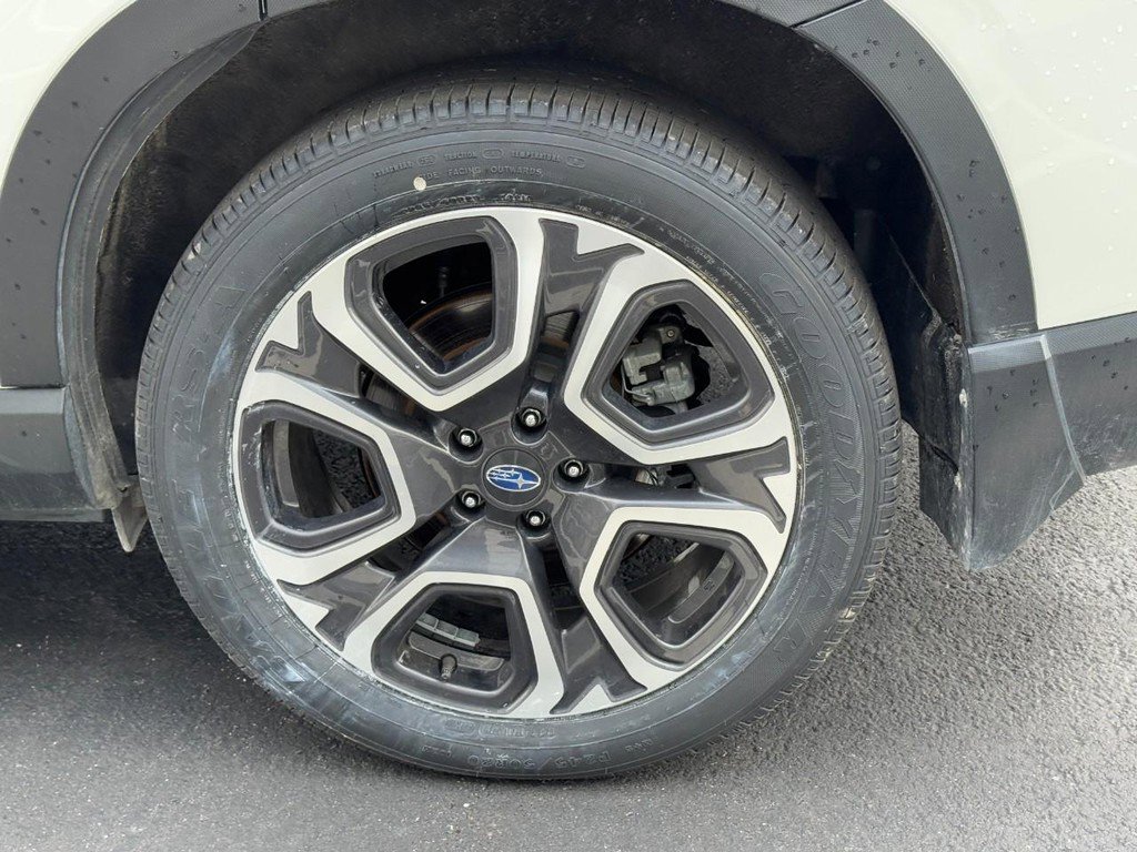 Used 2024 Subaru Ascent Limited image 10