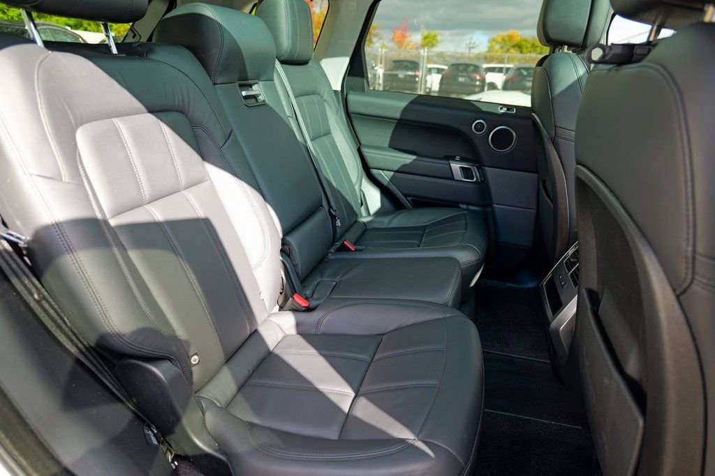 Used 2022 Land Rover Range Rover Sport SE image 31