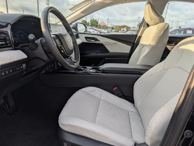 Used 2026 Toyota Camry XLE AWD/4WD image 26