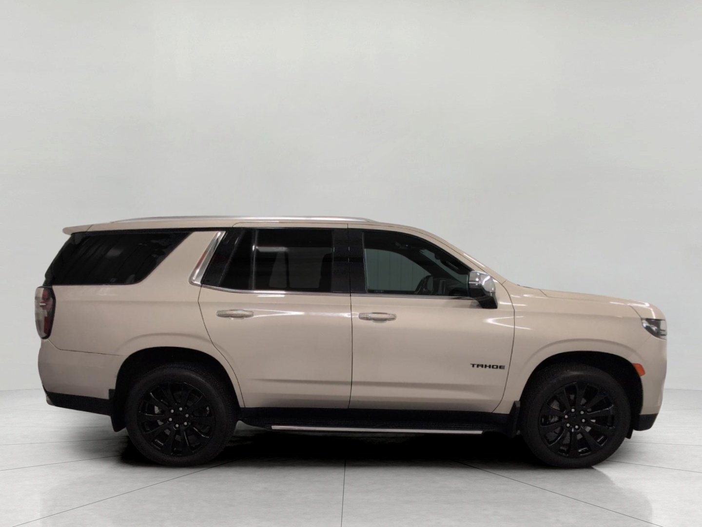 Used 2021 Chevrolet Tahoe Premier AWD/4WD image 11