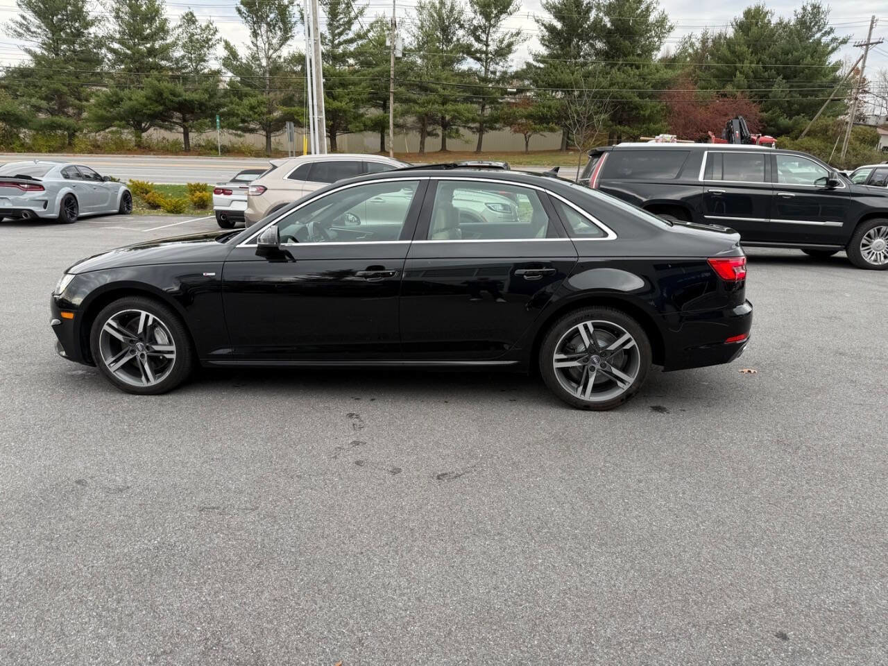 Used 2017 Audi A4 2.0T Premium Plus image 7