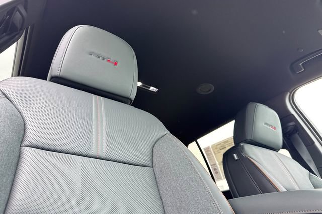 New 2026 GMC Acadia AT4 image 20