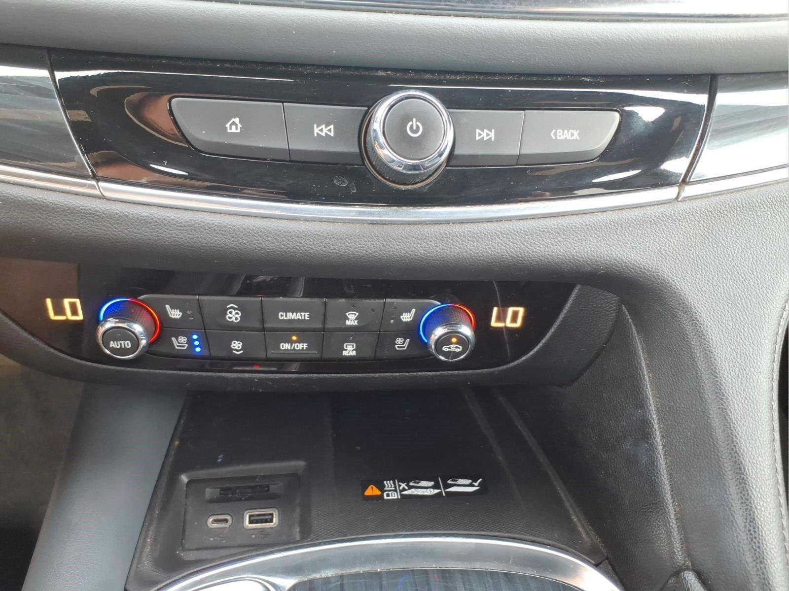 Used 2022 Buick Enclave Premium FWD image 25