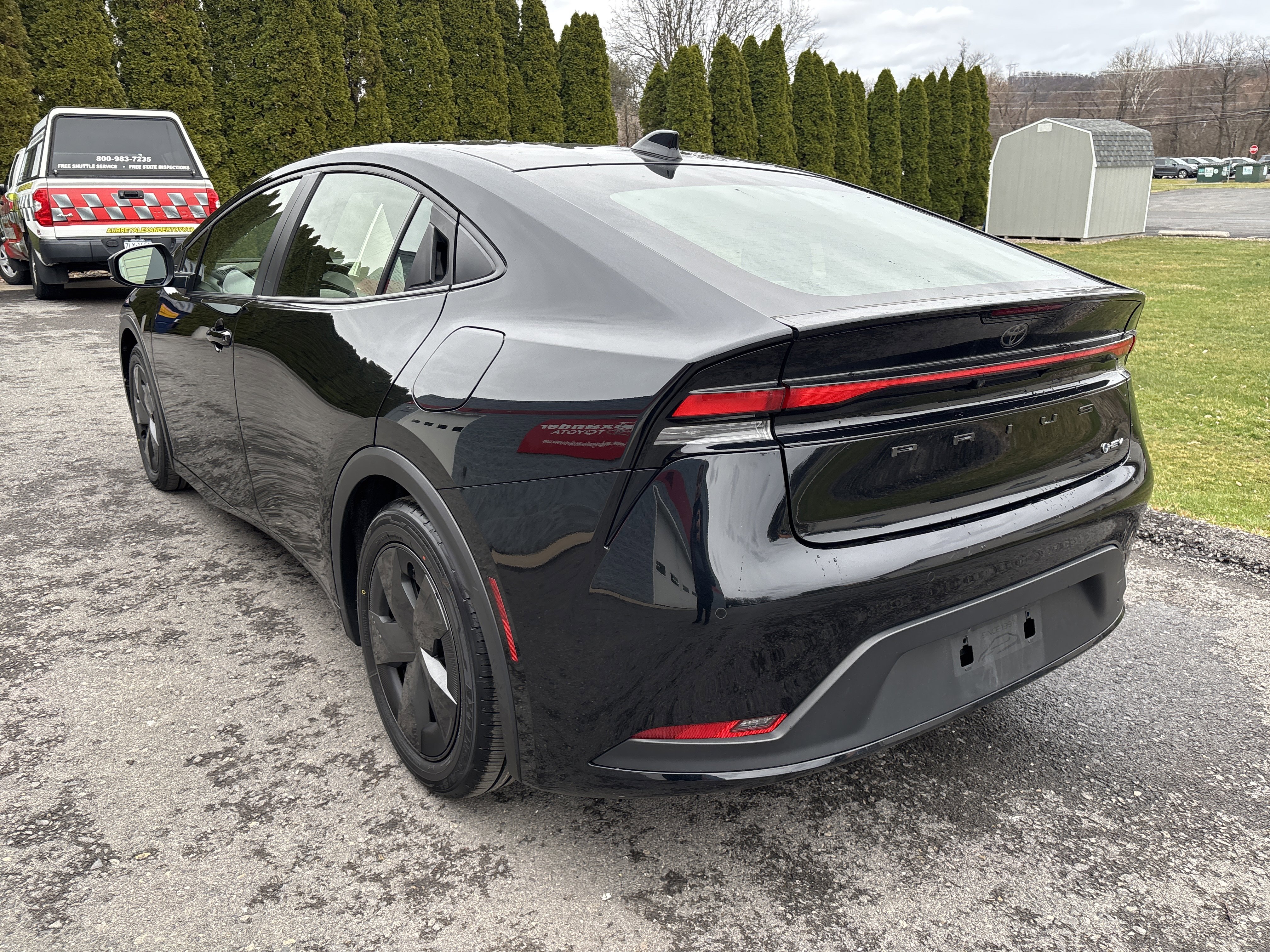 Used 2024 Toyota Prius LE image 6