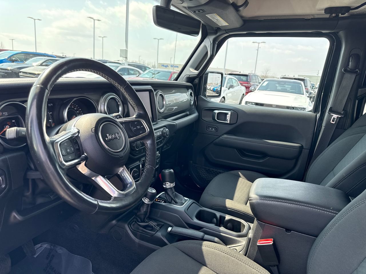 Used 2023 Jeep Wrangler Sahara w/ LED Lighting Group AWD/4WD image 10