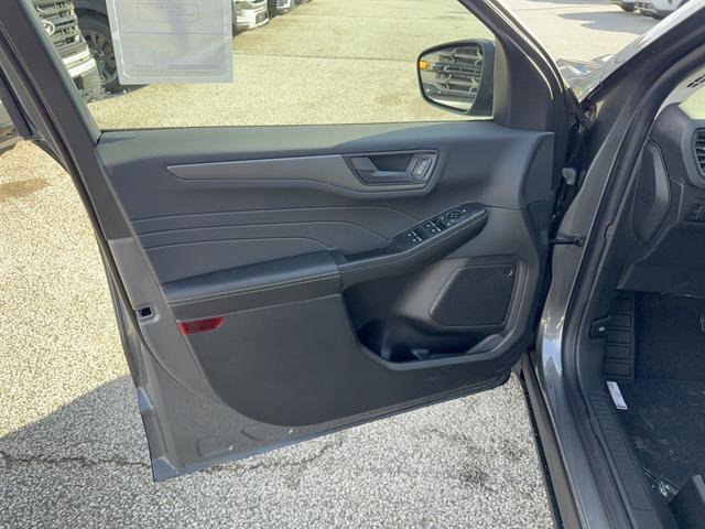 New 2026 Ford Escape Active image 12