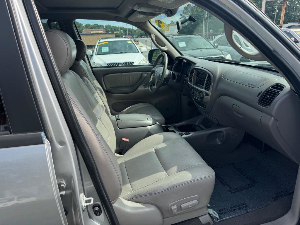 Used 2001 Toyota Sequoia Limited RWD image 19