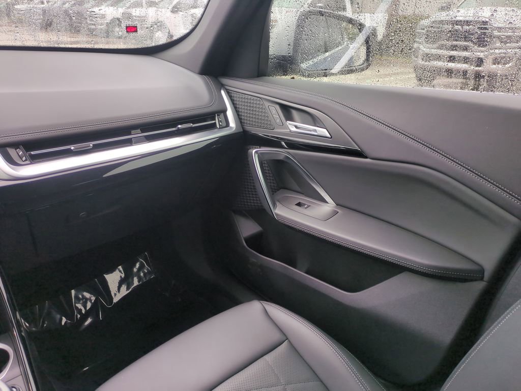Used 2023 BMW X1 xDrive28i w/ Convenience Package image 19