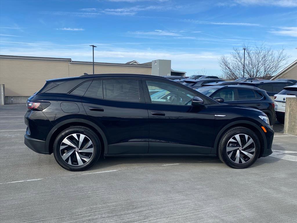 Certified 2023 Volkswagen ID.4 Pro image 2