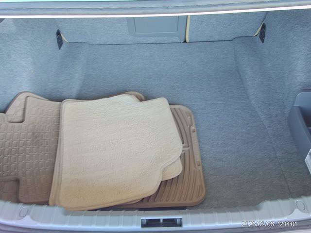 Used 2006 BMW 330i Sedan image 17