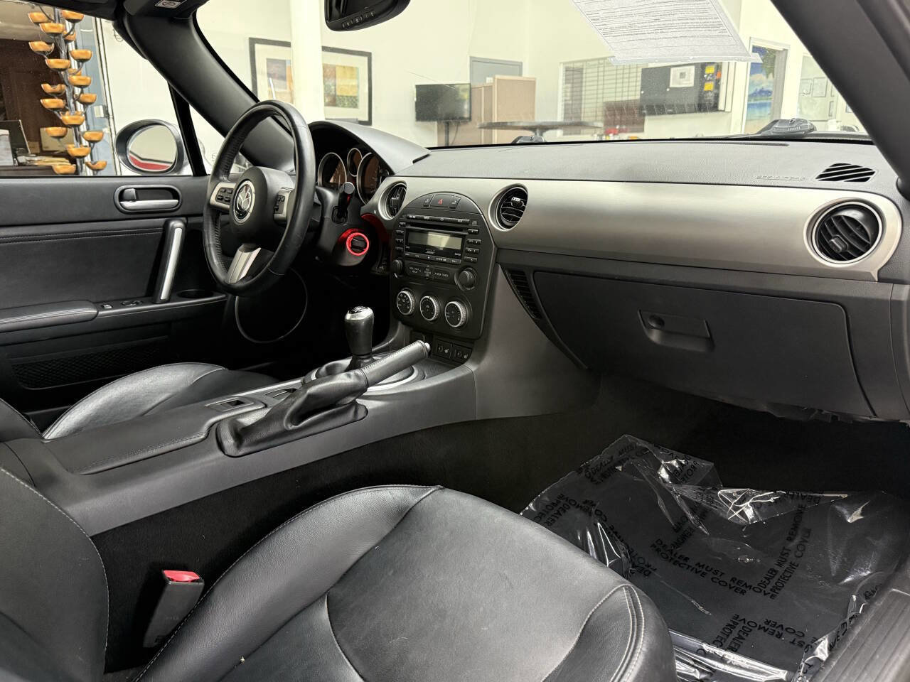 Used 2009 MAZDA MX-5 Miata Grand Touring w/ Premium Pkg RWD image 15