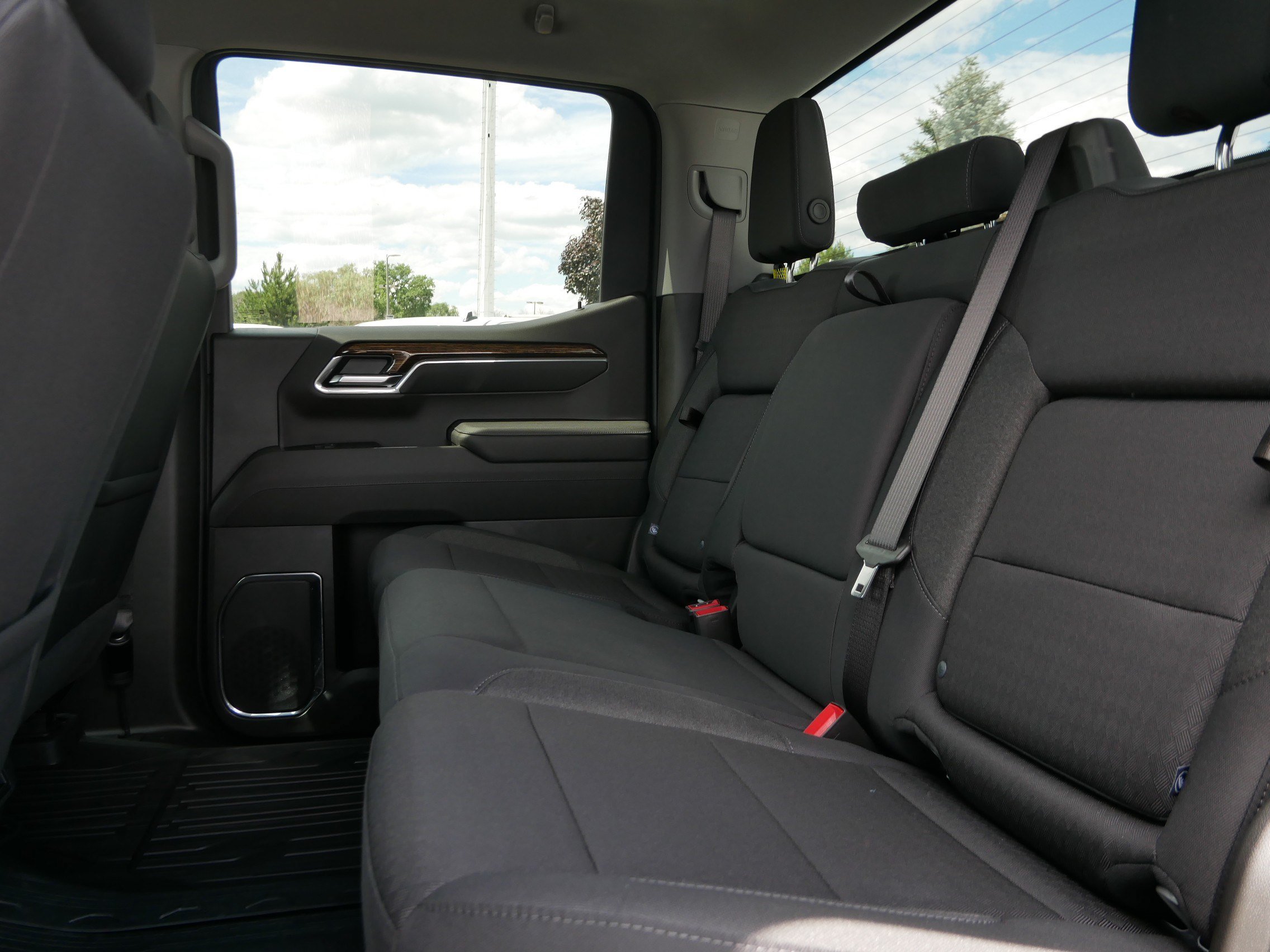 New 2026 GMC Sierra 1500 Elevation w/ LPO, GMC Protection Package AWD/4WD image 5