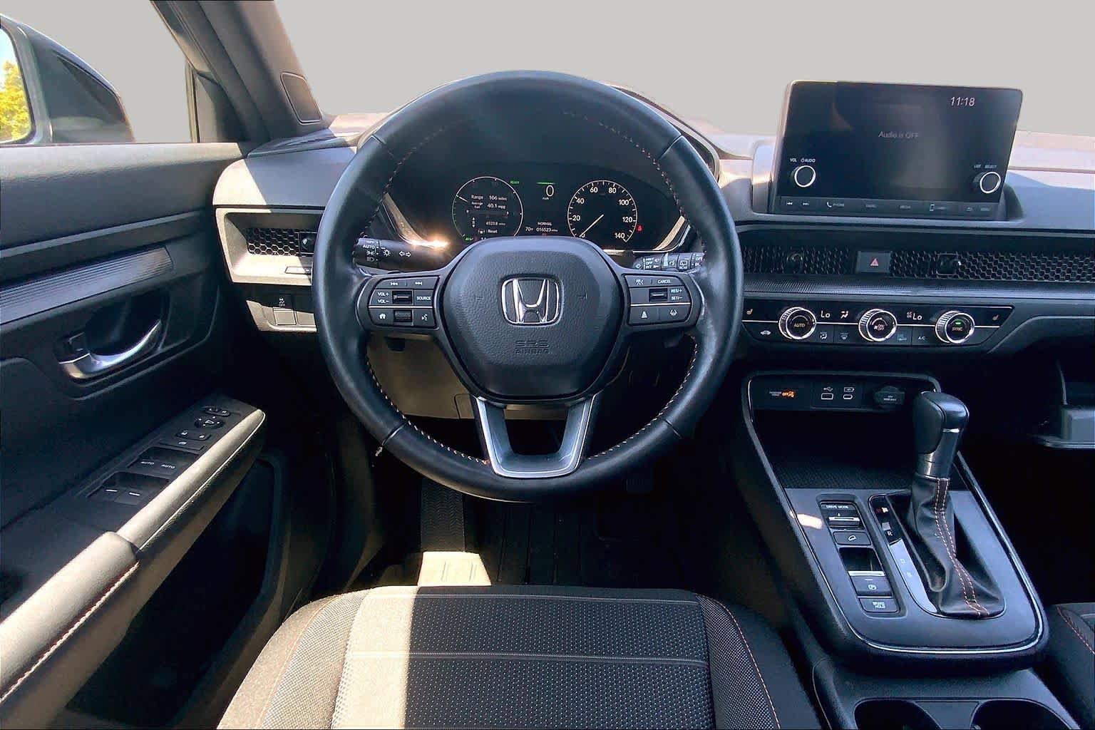 Used 2025 Honda CR-V Sport image 5