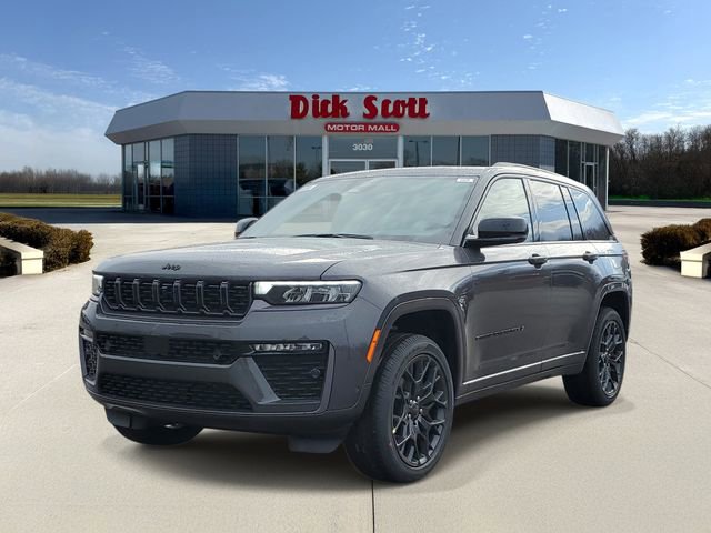 New 2026 Jeep Grand Cherokee Summit w/ Obsidian Package image 3