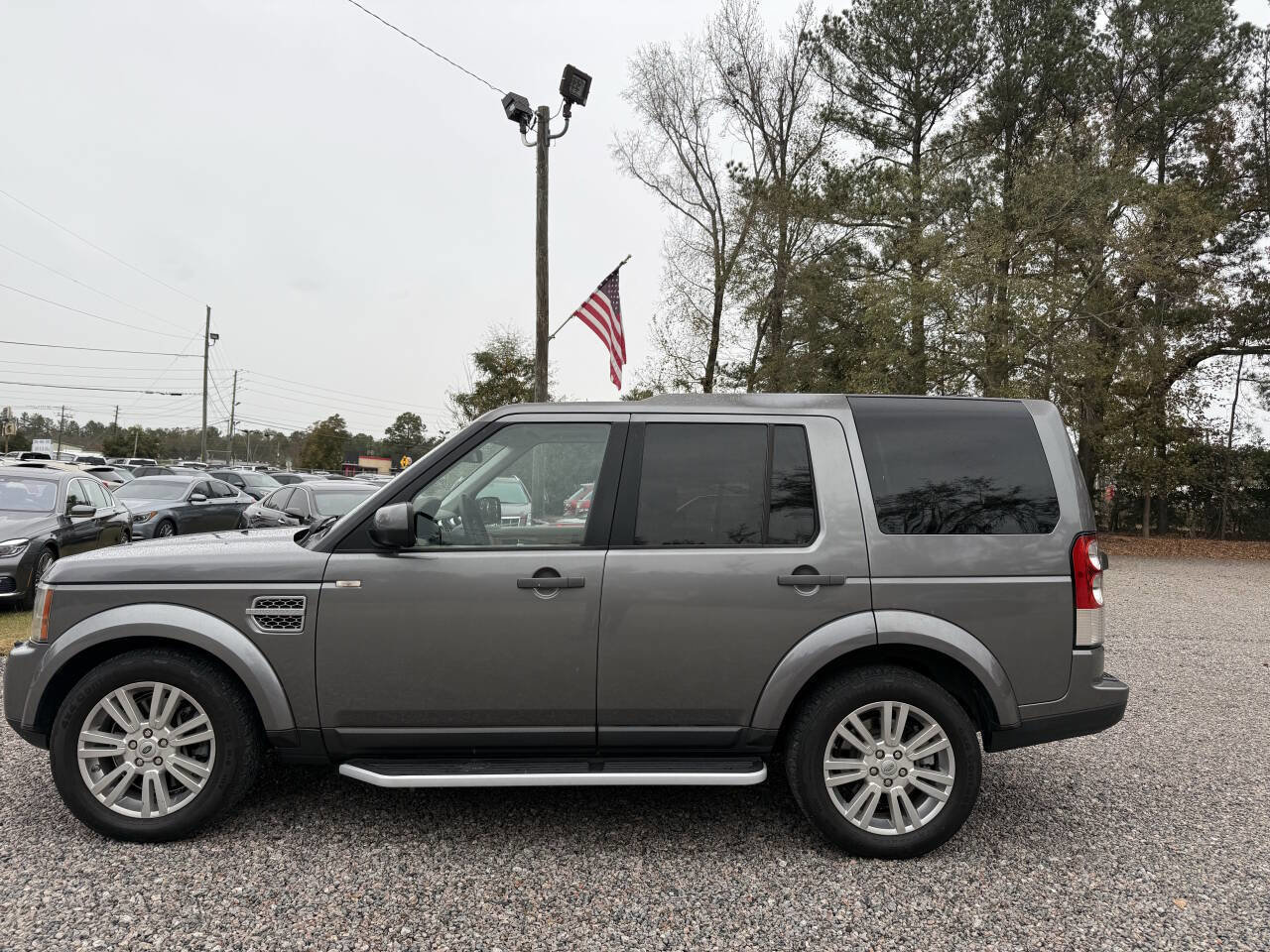 Used 2010 Land Rover LR4 HSE image 1