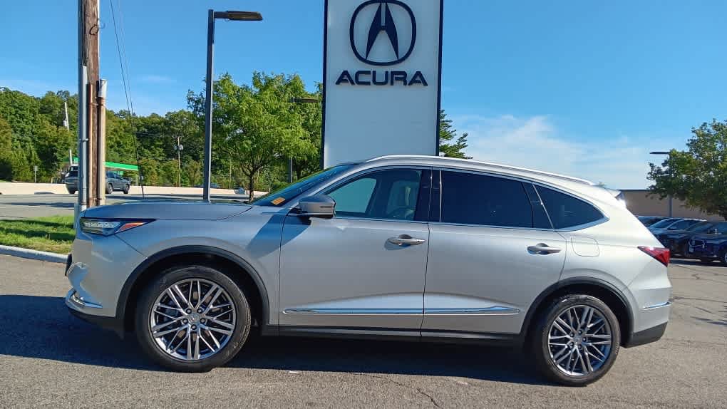 Used 2024 Acura MDX w/ Advance Package AWD/4WD image 2