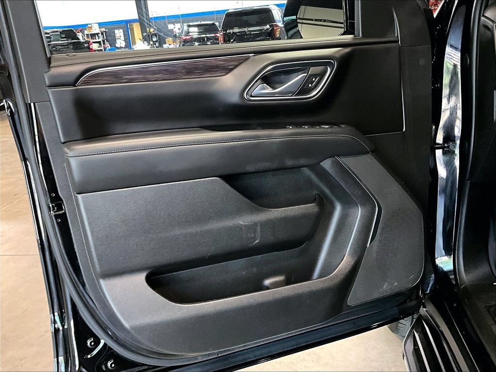 Used 2023 Chevrolet Tahoe LS AWD/4WD image 9