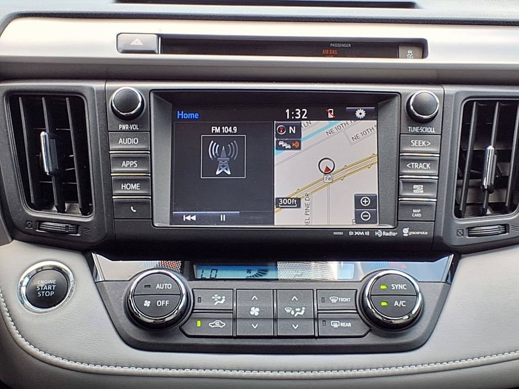 Used 2016 Toyota RAV4 Limited FWD image 21
