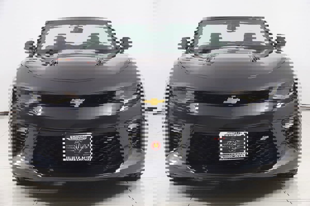 Used 2017 Chevrolet Camaro SS image 64