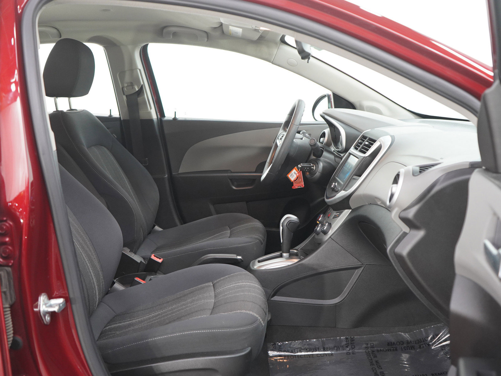 Used 2017 Chevrolet Sonic LT FWD image 11