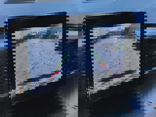 Used 2022 Ford Explorer XLT w/ Equipment Group 202A image 34