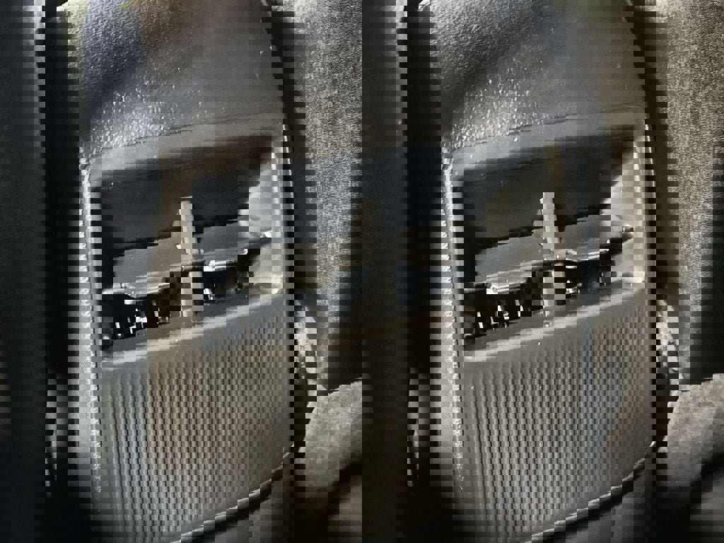 Used 2025 Jeep Wagoneer S Limited AWD/4WD image 29