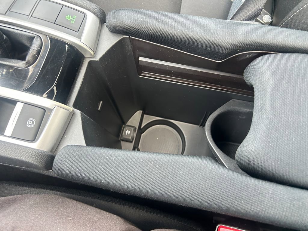 Used 2017 Honda Civic EX image 31