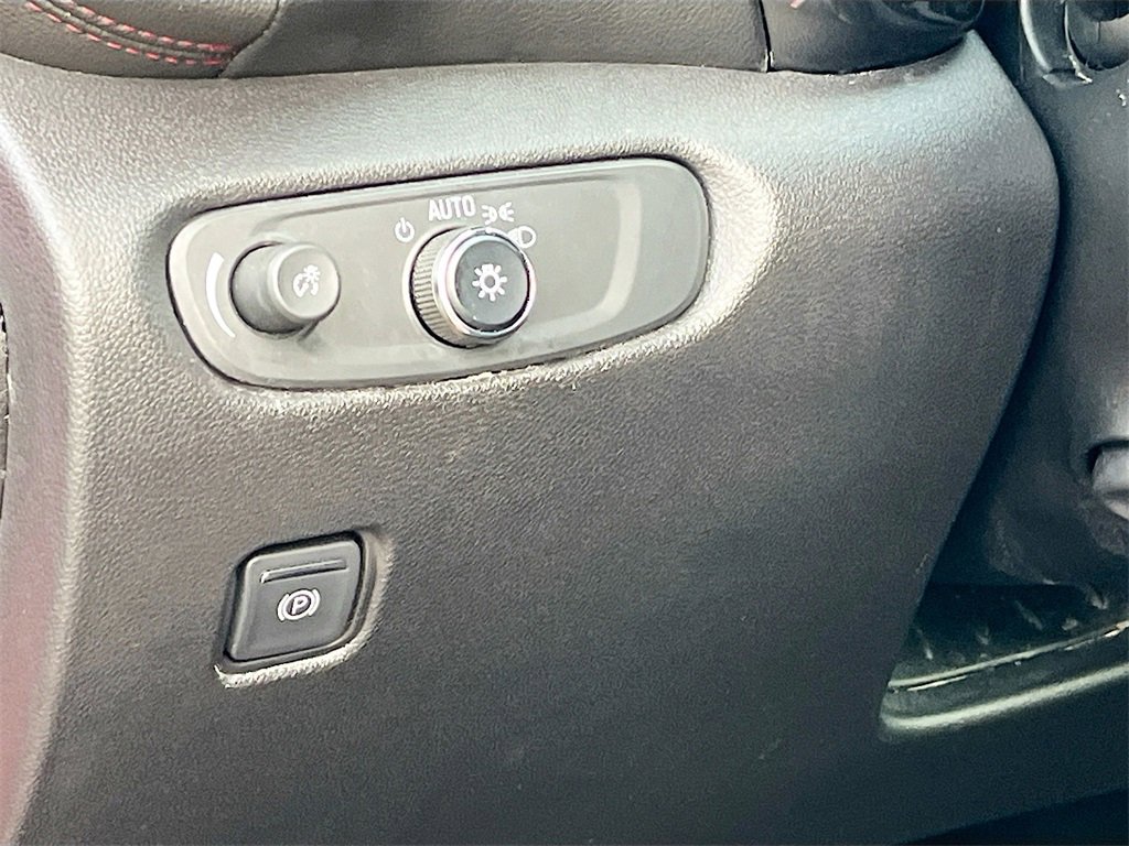 Used 2022 Chevrolet Blazer RS w/ Enhanced Convenience Package image 10