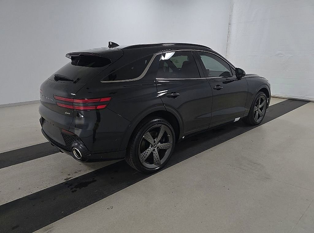 Used 2025 Genesis GV70 2.5T w/ Sport Prestige Package AWD/4WD image 2
