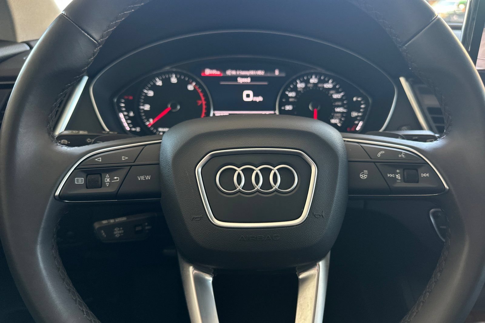 Used 2023 Audi Q5 2.0T Premium w/ Convenience Package AWD/4WD image 22