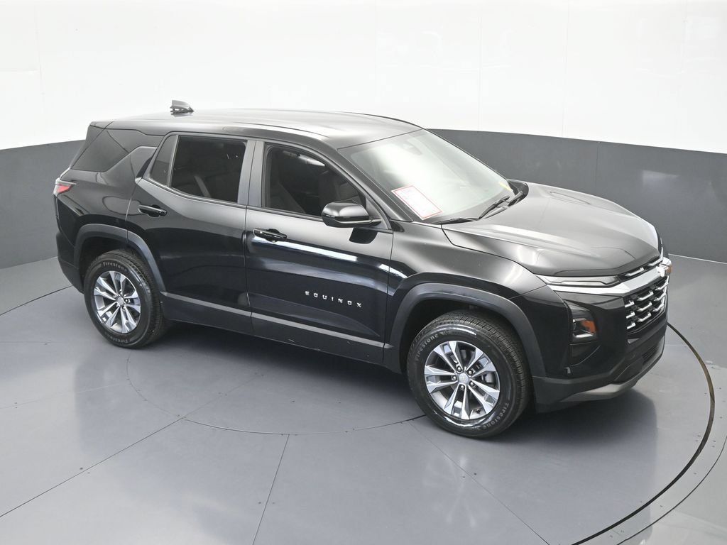 Used 2025 Chevrolet Equinox LT FWD image 52