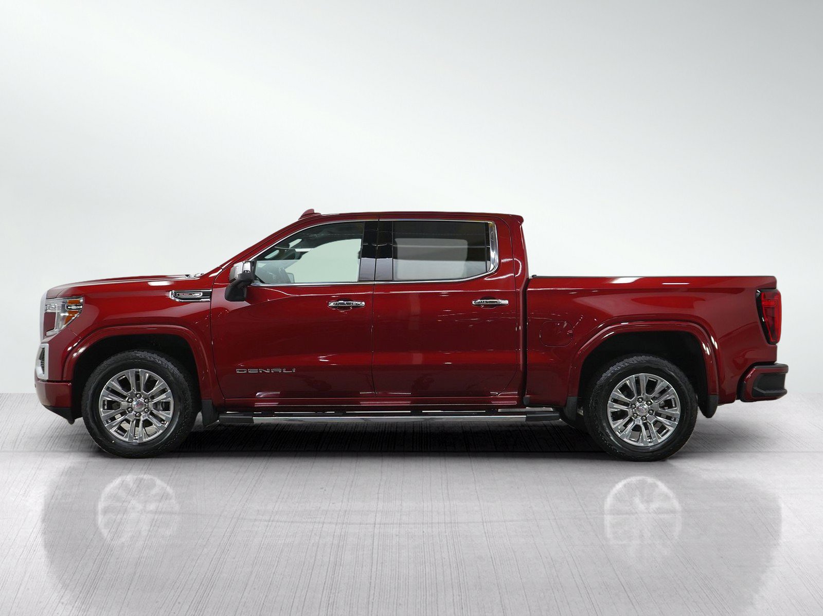 Used 2019 GMC Sierra 1500 Denali w/ Technology Package AWD/4WD image 3