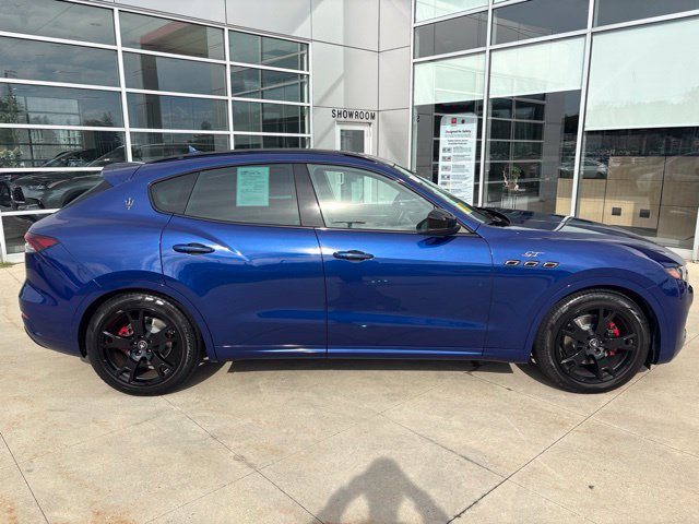 Used 2022 Maserati Levante GT AWD/4WD image 8