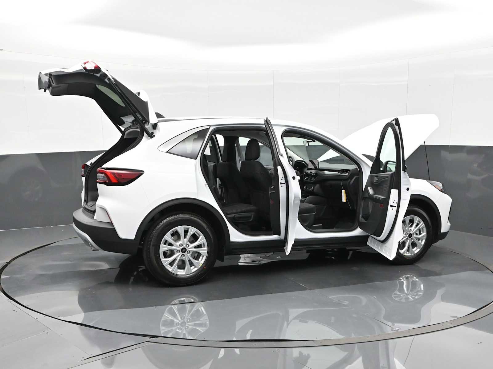 New 2024 Ford Escape Active w/ Cold Weather Package image 28