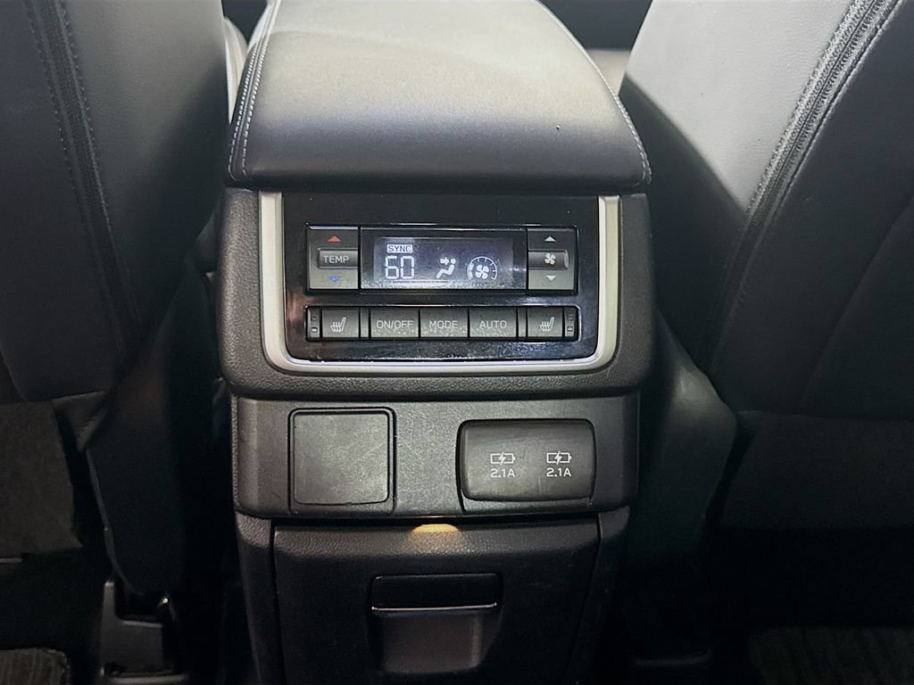 Used 2022 Subaru Ascent Limited AWD/4WD image 23