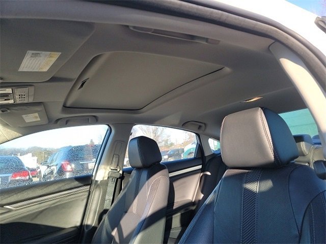 Used 2020 Honda Civic Touring image 10
