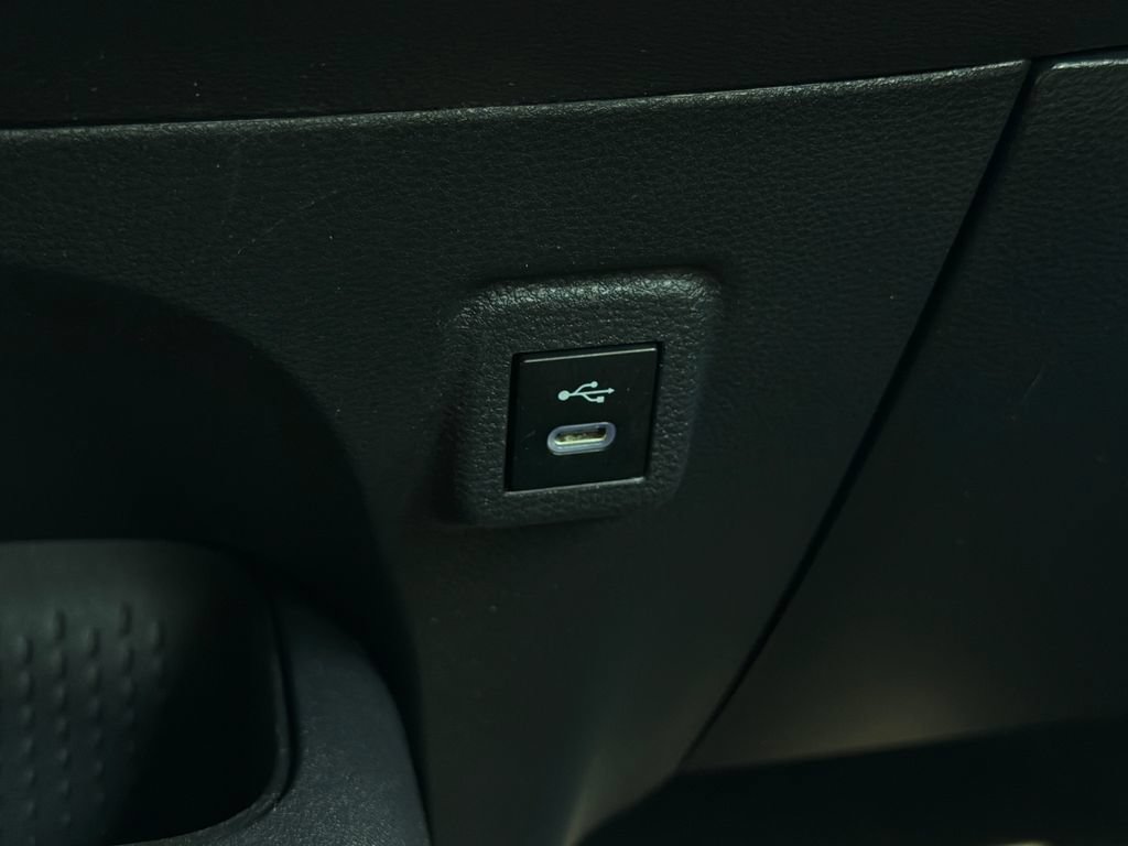 Used 2023 Toyota Corolla LE FWD image 29
