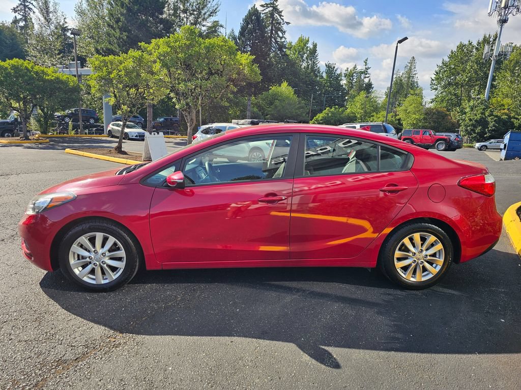 Used 2016 Kia Forte LX w/ LX Popular Plus Package FWD image 4