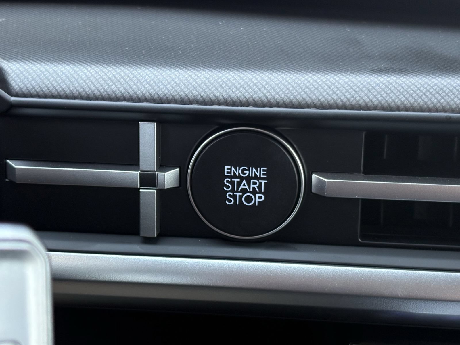 New 2026 Hyundai Santa Fe XRT AWD/4WD image 18