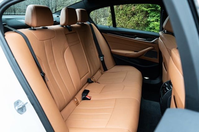 Used 2023 BMW 530i w/ M Sport Package image 38