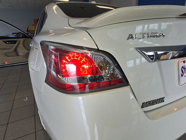 Used 2014 Nissan Altima 2.5 SL w/ Technology Package image 29