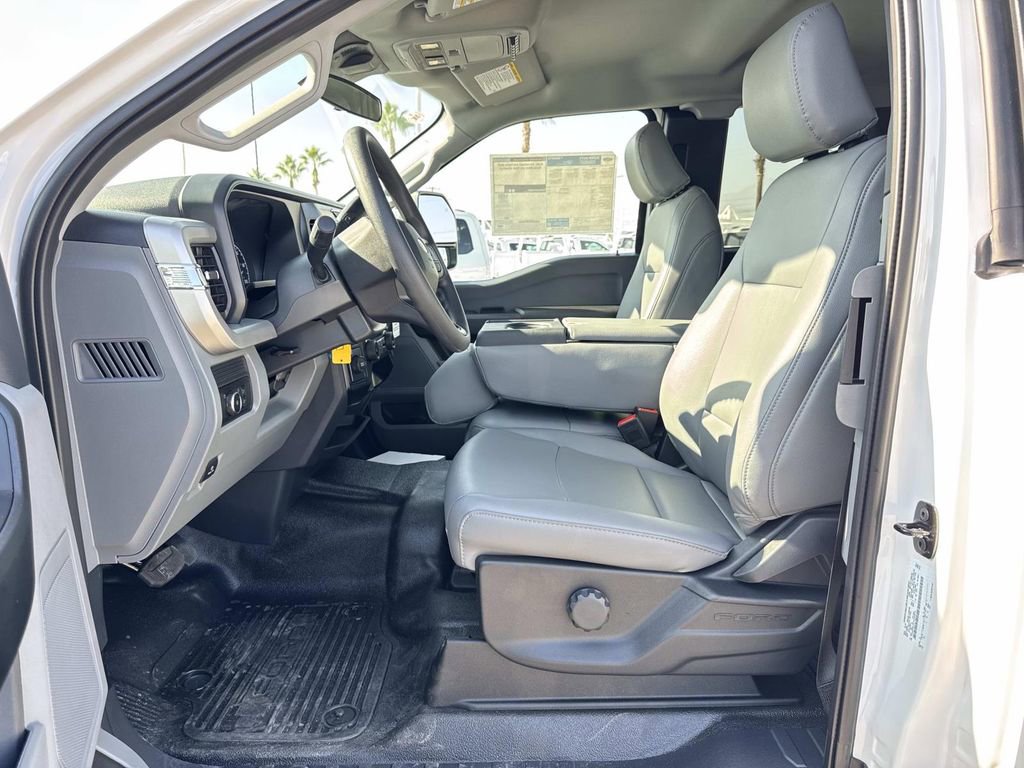 New 2026 Ford F550 2WD SuperCab Super Duty image 12