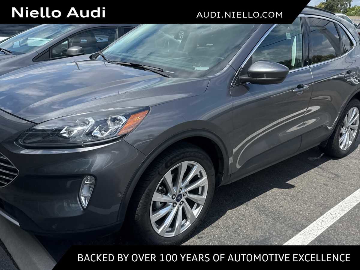Used 2021 Ford Escape Titanium w/ Titanium Elite Package AWD/4WD image 1