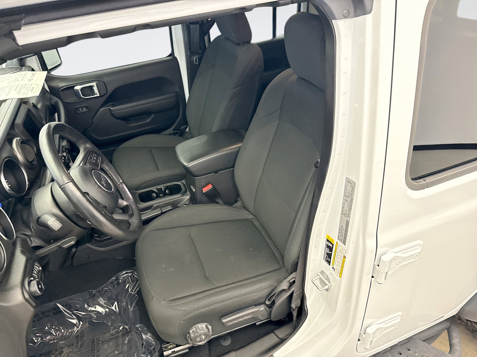 Used 2022 Jeep Wrangler Unlimited Sport AWD/4WD image 11