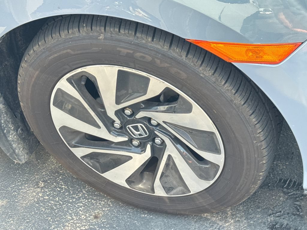 Used 2019 Honda Civic LX image 9