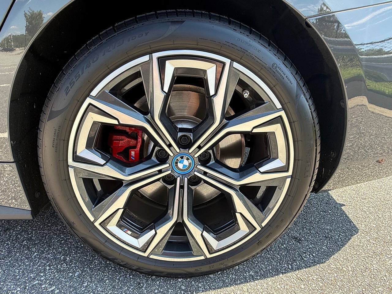 Used 2023 BMW i4 eDrive40 w/ M Sport Package RWD image 21